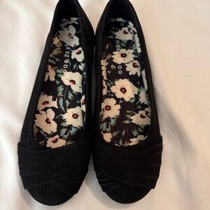 Rocket Dog Black Floral-Print Ballet Flats